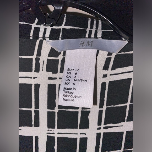 H&M pullover blouse - Picture 2 of 6